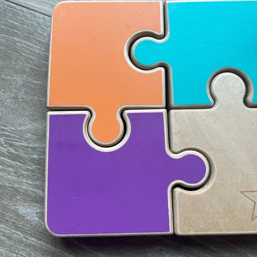 Lovevery Montessori Chunky Wooden Jigsaw Puzzle - from the Companion Play Kit